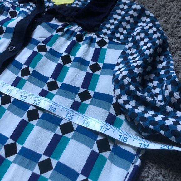 Geometric Dress with Matching Sash - Picture 5 of 9